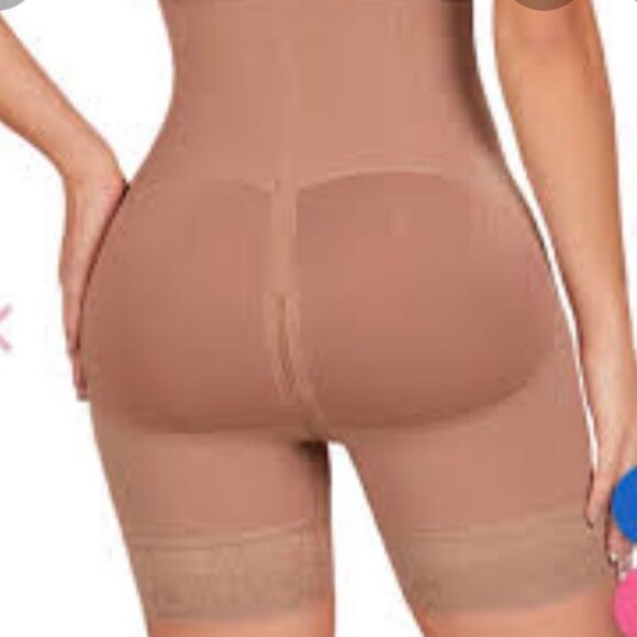 Tissini Short Delcy Cocoa Color L NWT in packaging‎ - Picture 2 of 10